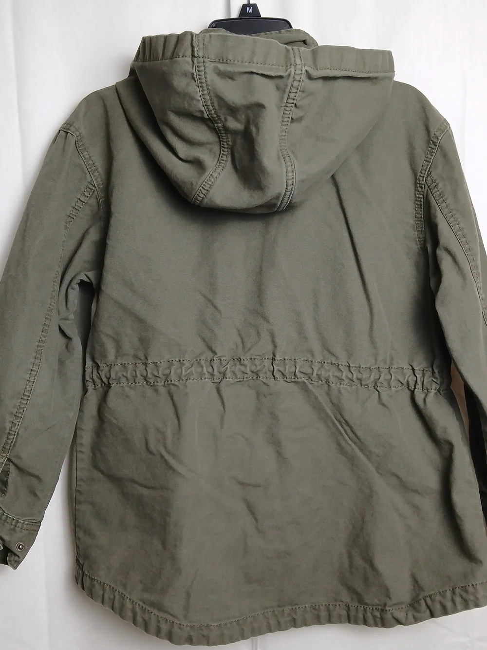 Universal Thread lightweight hooded